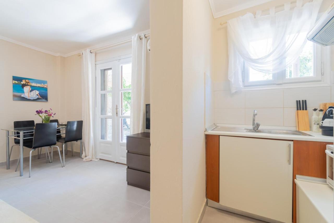 Stefanias Apartment Неос Мармарас Екстериор снимка