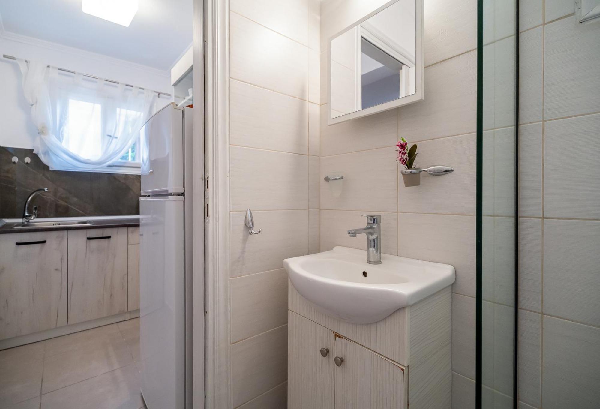 Stefanias Apartment Неос Мармарас Екстериор снимка